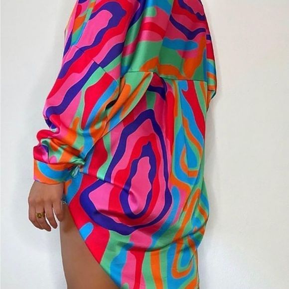 Printed Fushia Oversized Shirt/ Dress- NWT - Picture 2 of 8